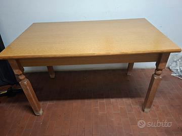Tavolo pieghevole in legno richiudibile + 6 sedie