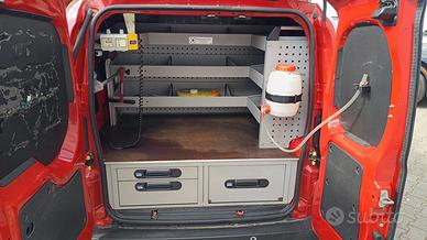 ALLESTIMENTO FIORINO