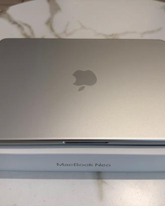 Apple MacBook Neo 13