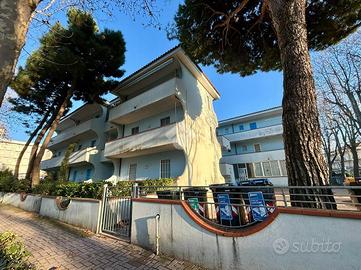 2 LOCALI A CESENATICO