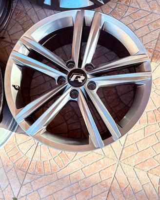 Cerchi originali Volkswagen da 18 per golf 7/7.5