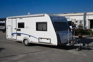 Burstner Averso 480TK del 2014 con letto a castell