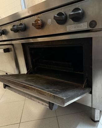 Cucina industriale piu cappa