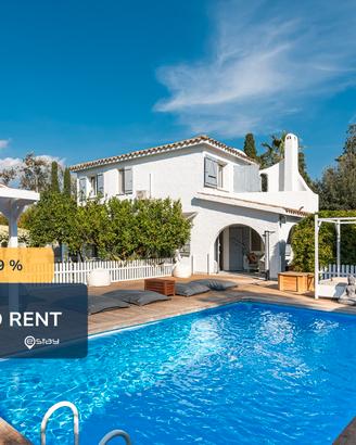 Elegante Villa con piscina privata