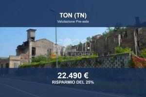 Immobile in asta di 5746 m² a Ton