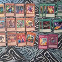 lotto carte di Yu-Gi-Oh a tema toon 