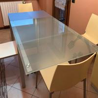 Tavolo allungabile "Bontempi" + 4 sedie 