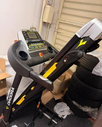Tapis roulant Diadora Rewo 300