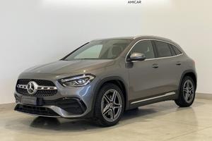 Mercedes-Benz GLA 200 premium 4matic 8g-dct