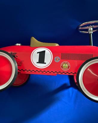 Automobile cavalcabile Vilac