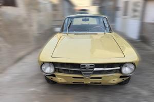 alfa romeo gt junior 1300 giallo piper