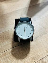 OROLOGIO UOMO QUADRANTE BIANCO CINTURINO NERO