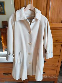 Cappotto donna Anna Moda beige bottoni gioiello M