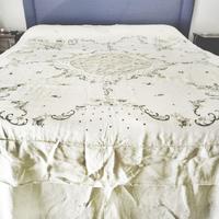 ANTICO COPRILETTO RICAMATO