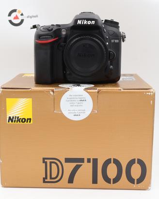 Nikon D7100 Body Usata 3.718 Scatti