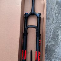 Forcella Fox 36 Performance Grip 2