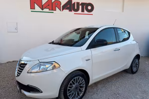 Lancia Ypsilon 1.3 MJT 16V 95 CV 5 porte S&S Plati