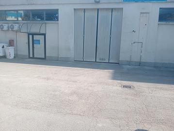 Locale magazzino o artigianale