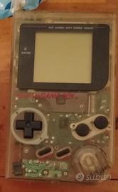 primo game Boy verde trasparente 
