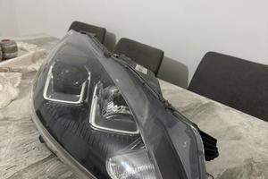 Faro destro Led+Supporto Radiatore Originale KUGA