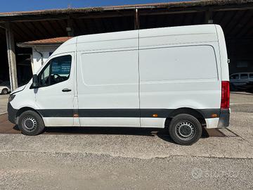 MERCEDES-BENZ Sprinter F39/33 311 CDI FWD TA Fur