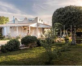 Avola villa .a due passi dal mare3479246944