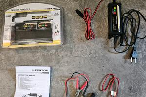 Caricabatterie/Mantenitore per batterie 6-12V