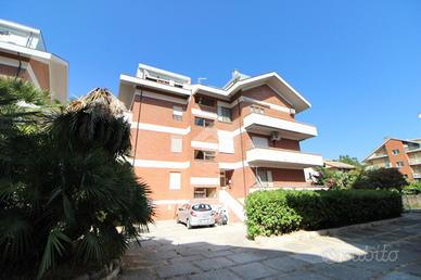 3 LOCALI A FRANCAVILLA AL MARE