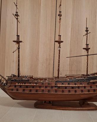 Modelli nave Titanic e nave San Felipe