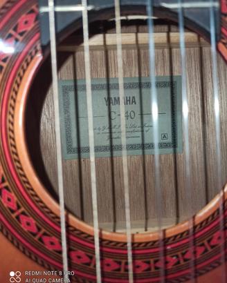 Yamaha C40 Chitarra Classica + Custodia Proel