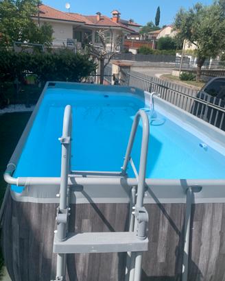 Piscina fuori terra 4,12 x 2,01, h 1,22