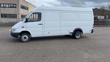 Mercedes sprinter 411 gemellato