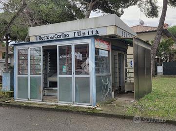 NEGOZIO A CERVIA