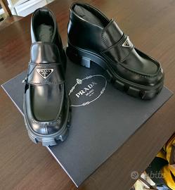 Stivali Prada Monolith in pelle taglia 9,5