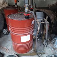 Carrelli porta fusti