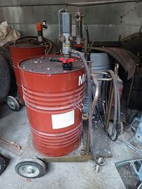 Carrelli porta fusti