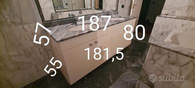 Doppio lavandino con base in marmo vero e mobile