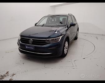VOLKSWAGEN Tiguan II 2021 - Tiguan 2.0 tdi Life 12