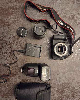 Canon Eos 600D + Flash metz + zaino Canon