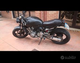 Honda hornet 600 cafe racer