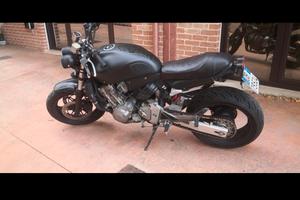 Honda hornet 600 cafe racer