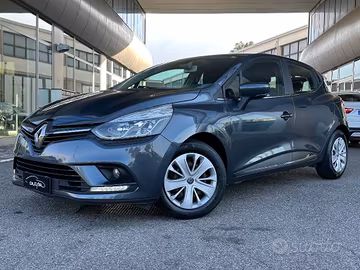 RENAULT Clio 1.2 75 CV 5P. Duel