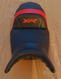 Sella custom per BMW f900xr