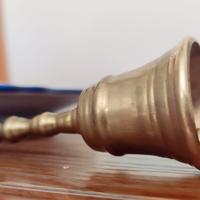 Piccola campana in ottone