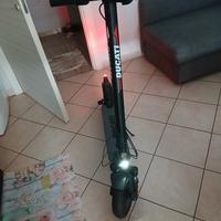 monopattino elettrico