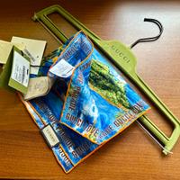 Fazzolettonda taschino Pochette uomo Gucci love pa