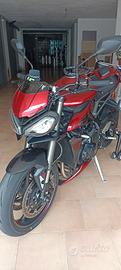 Street Triple RS 2023 in perfette condizioni