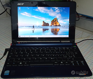 Acer Aspire One + Giochi + Borsa