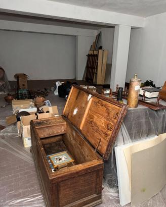 Antiquariato e modernariato - mobili sedie quadri