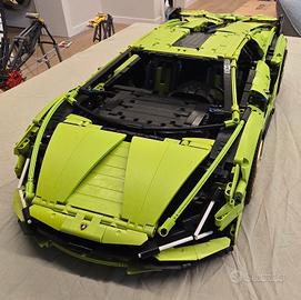 LEGO 42115, 42083